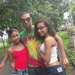 Meet your Posher, Pauline